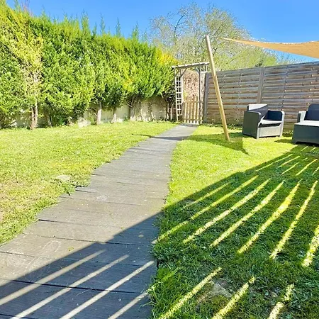 Secret Garden Parking Hyper Centre & Calme Apartman *